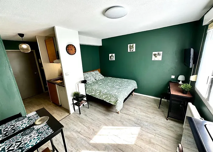 Le Republique 2 * Dijon